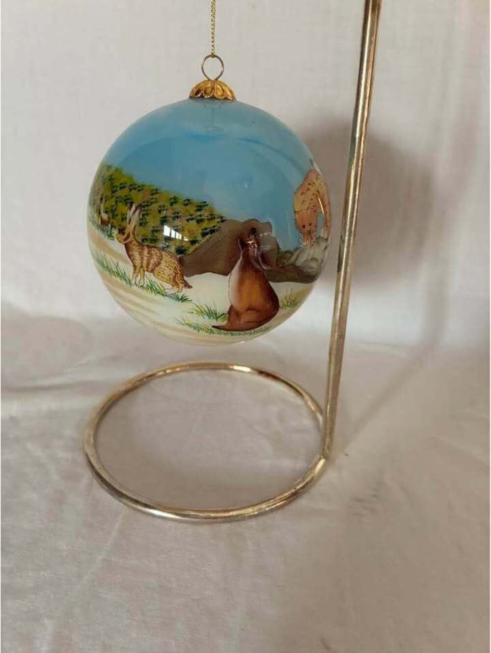 Hand Painted Desert Animal Ornament with Gold Accents - Excellent Condition
